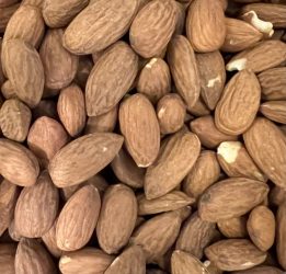 The Incredible Benefits of Almonds for Your Skin